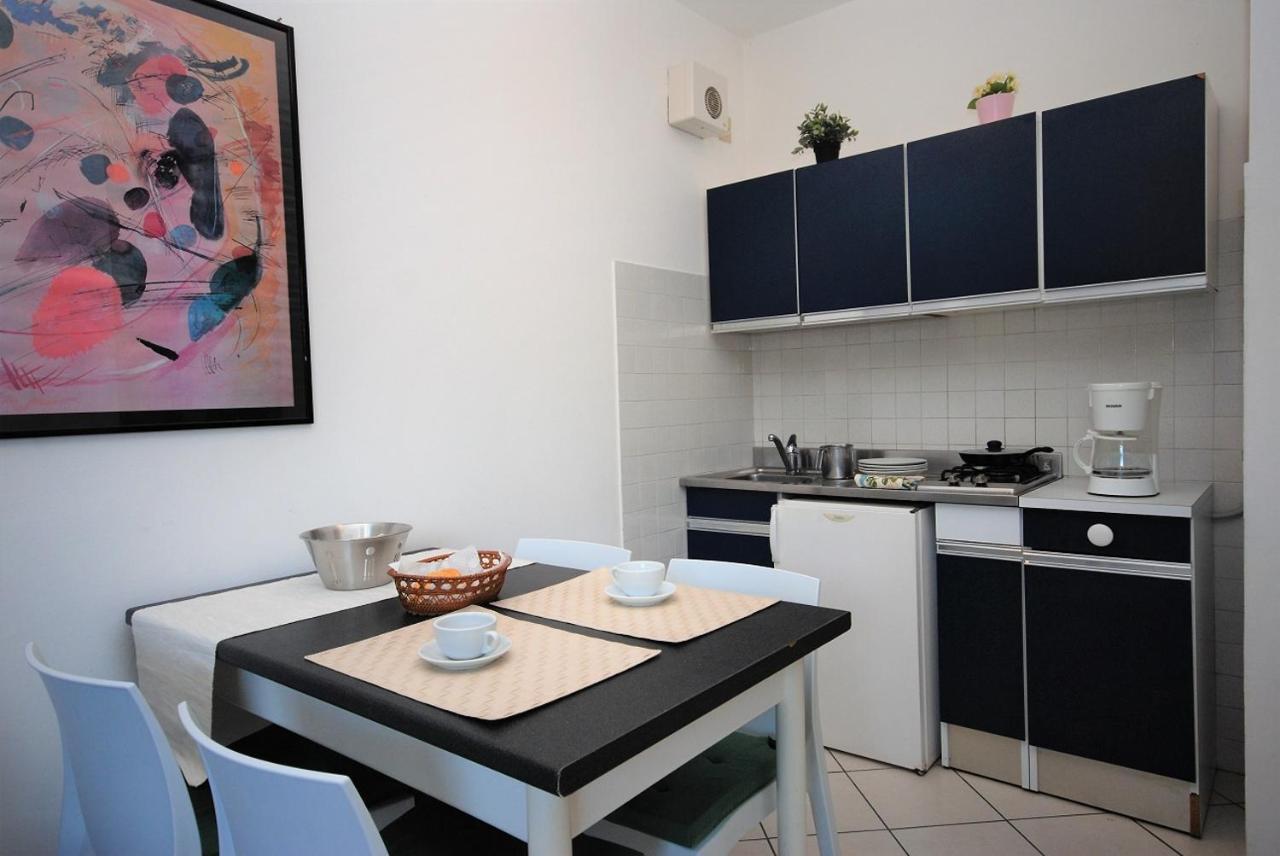 Residenza Rubin Appartement Lignano Sabbiadoro Buitenkant foto
